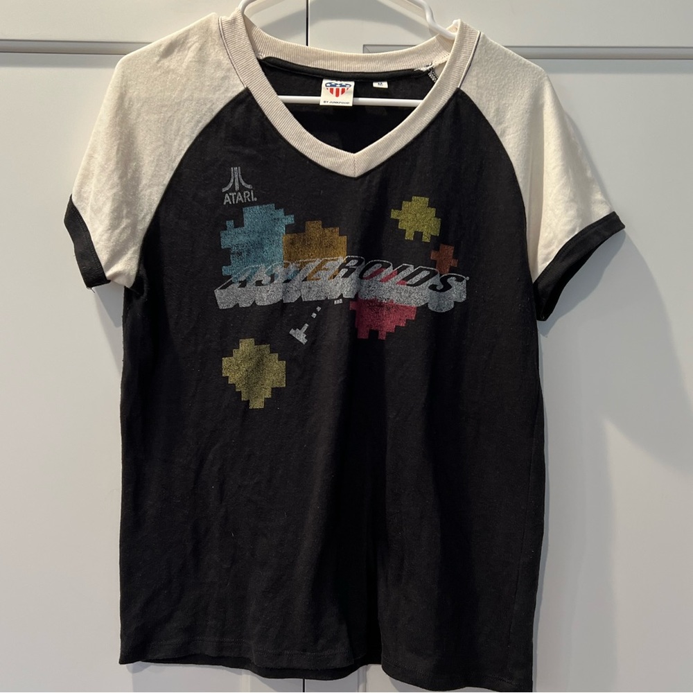 Atari Asteroids tshirt by junk food sz M - Picture 2 of 3